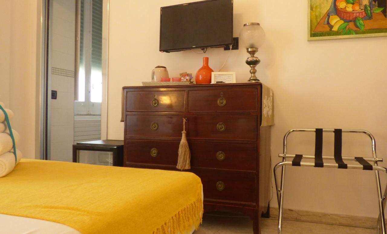 Conte Di Morelia Salerno Buitenkant foto